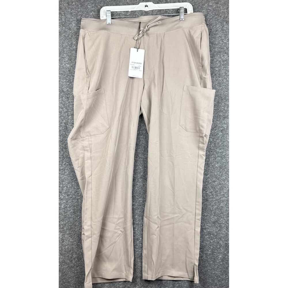 Mandala Scrubs Women High Waist Cargo Pants Size Petite XL Color Tan Khaki NWT‎
